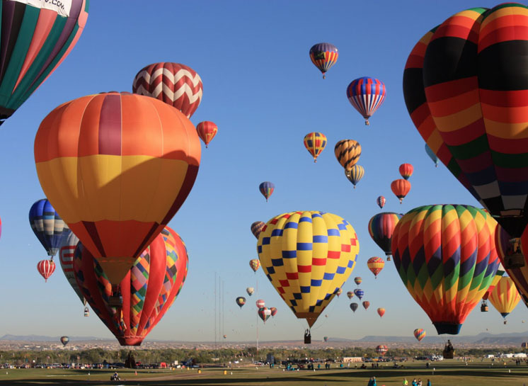 Фестиваль воздушных шаров в Агре